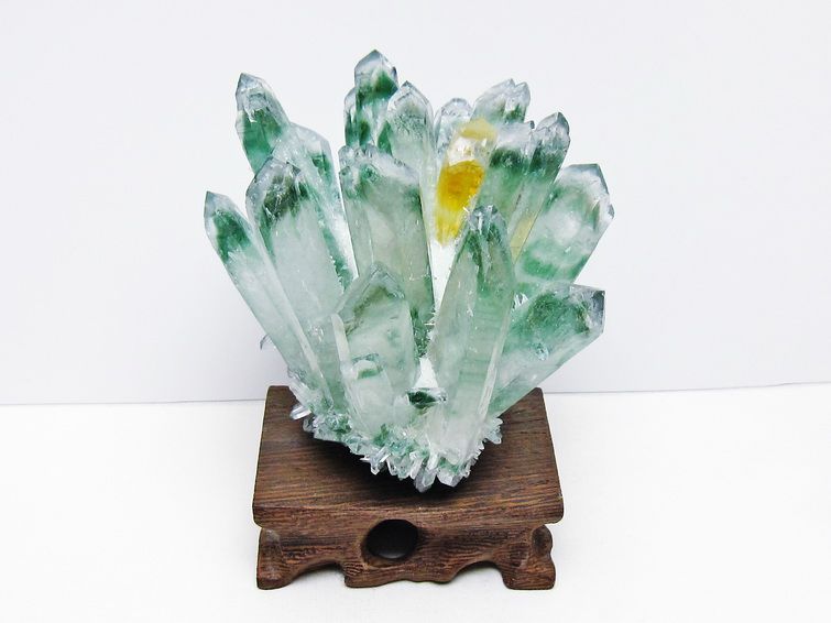 緑水晶 クラスター 原石 台座付属 一点物 182-7447