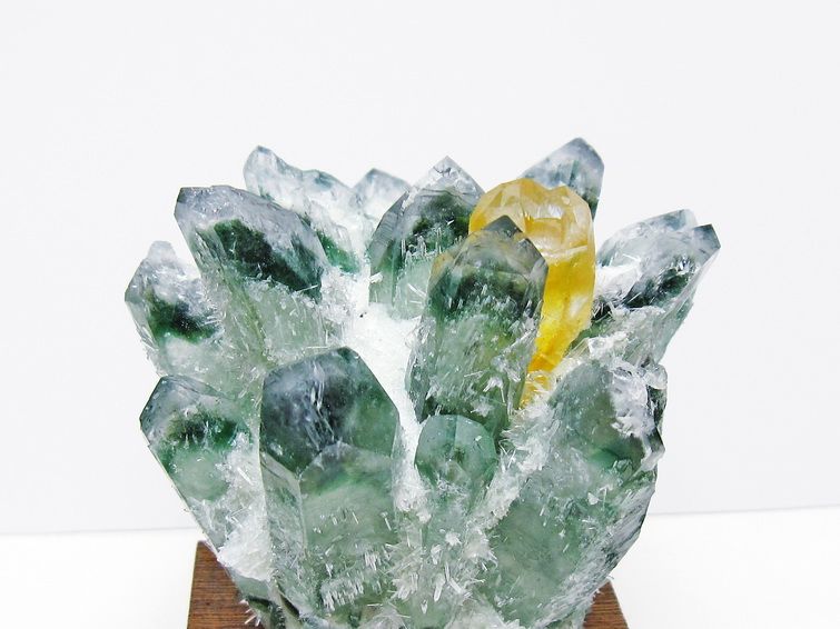 緑水晶 クラスター 原石 台座付属 一点物 182-7450