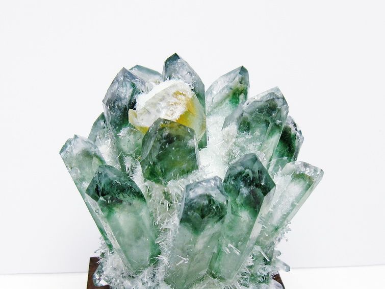 緑水晶 クラスター 原石 台座付属 一点物 182-7453