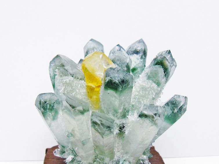 緑水晶 クラスター 原石 台座付属 一点物 182-7454