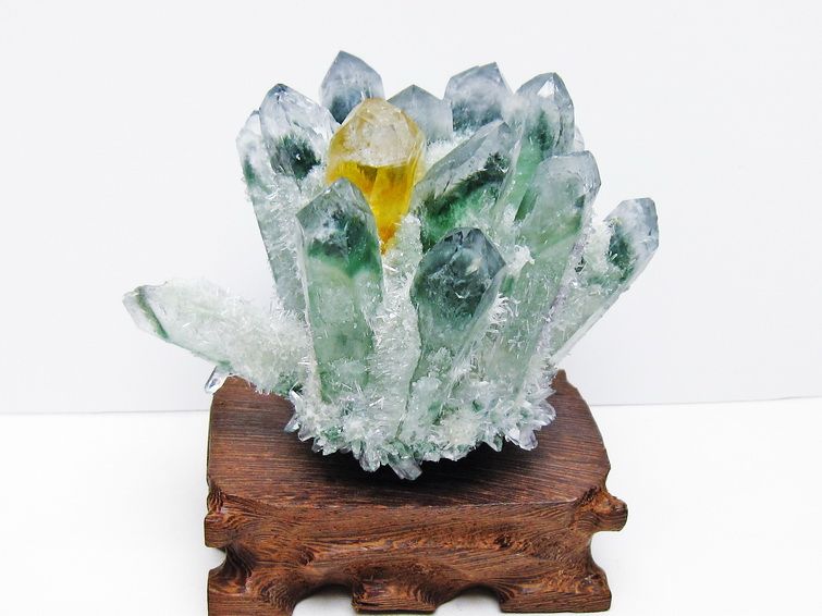 緑水晶 クラスター 原石 台座付属 一点物 182-7455