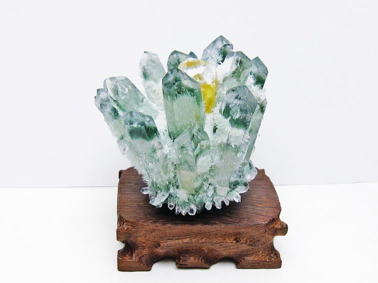 緑水晶 クラスター 原石 台座付属 一点物 182-7456