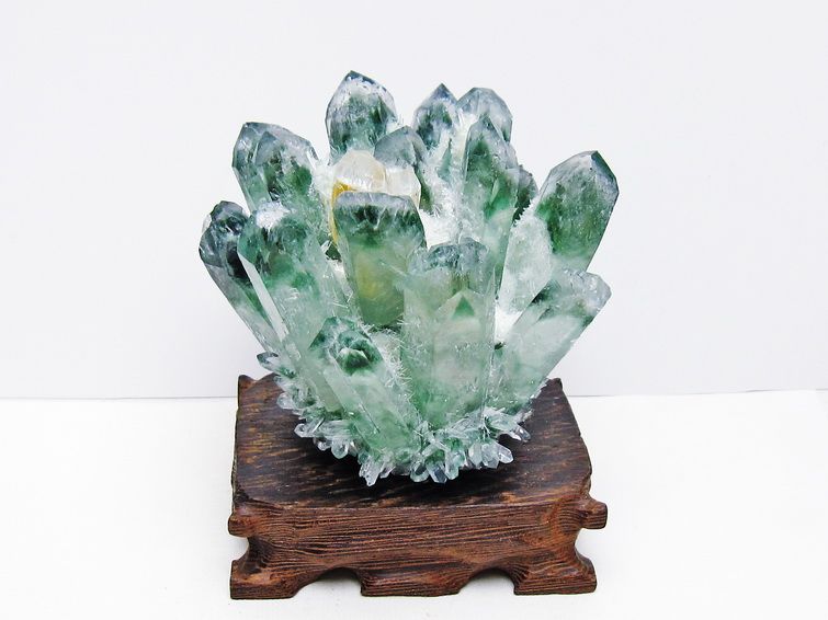 緑水晶 クラスター 原石 台座付属 一点物 182-7458