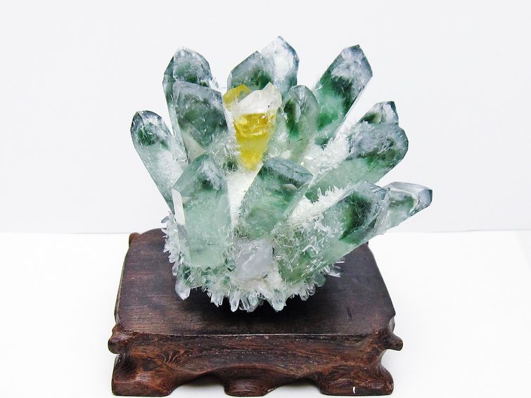 緑水晶 クラスター 原石 台座付属 一点物 182-7461