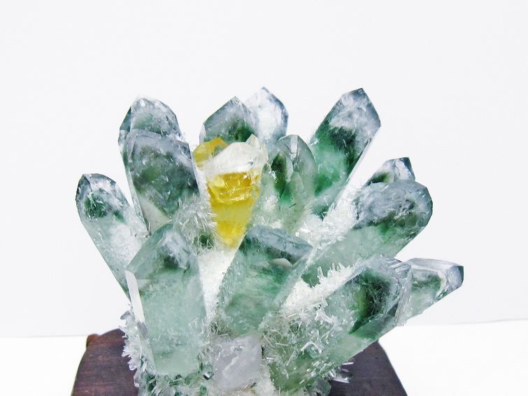 緑水晶 クラスター 原石 台座付属 一点物 182-7461