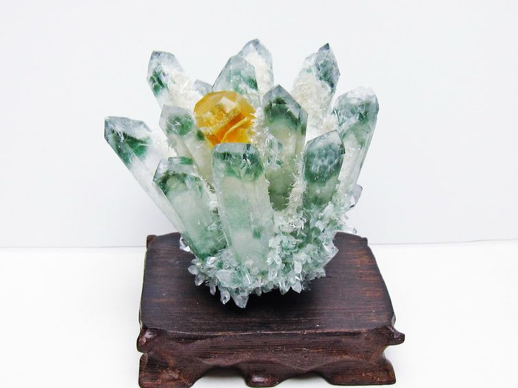 緑水晶 クラスター 原石 台座付属 一点物 182-7473