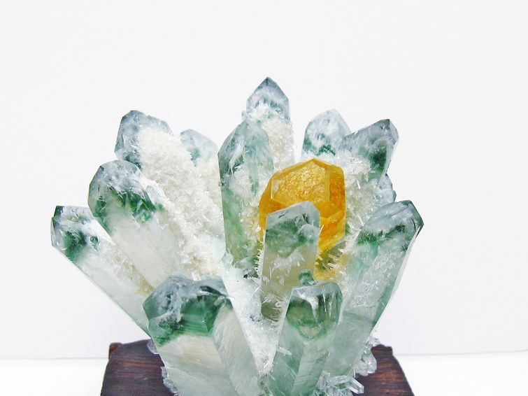 緑水晶 クラスター 原石 台座付属 一点物 182-7473