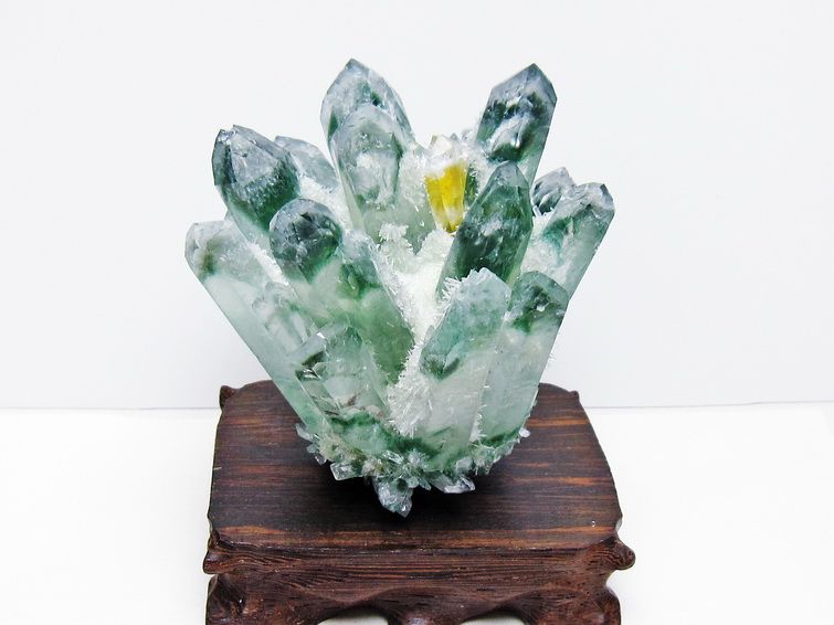 緑水晶 クラスター 原石 台座付属 一点物 182-7475