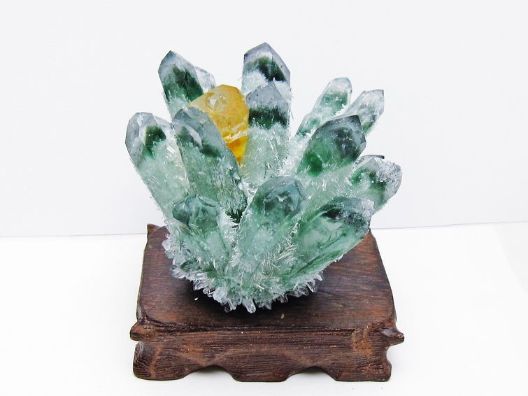 緑水晶 クラスター 原石 台座付属 一点物 182-7478