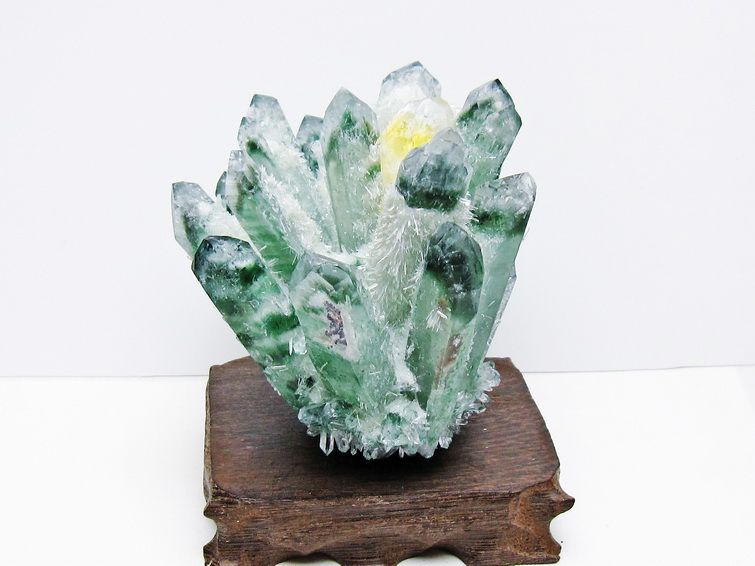緑水晶 クラスター 原石 台座付属 一点物  182-7481