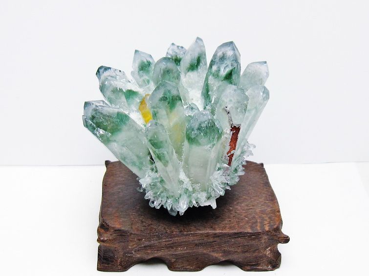 緑水晶 クラスター 原石 台座付属 一点物 182-7482