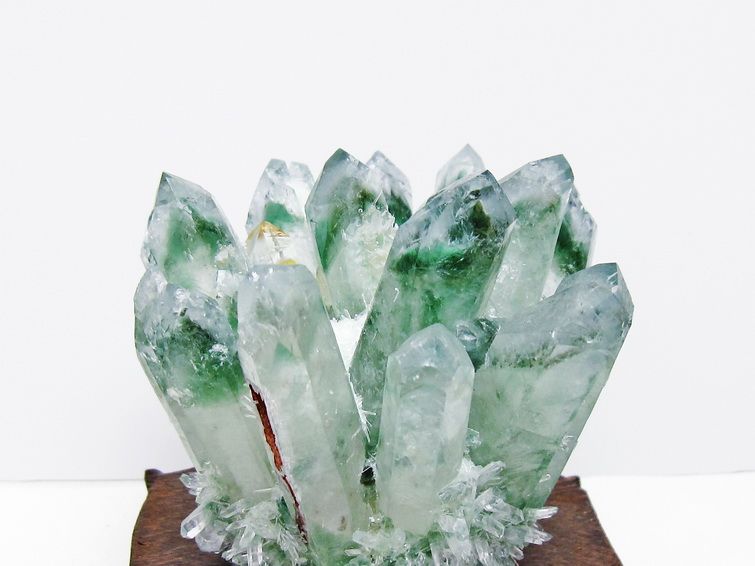 緑水晶 クラスター 原石 台座付属 一点物 182-7482