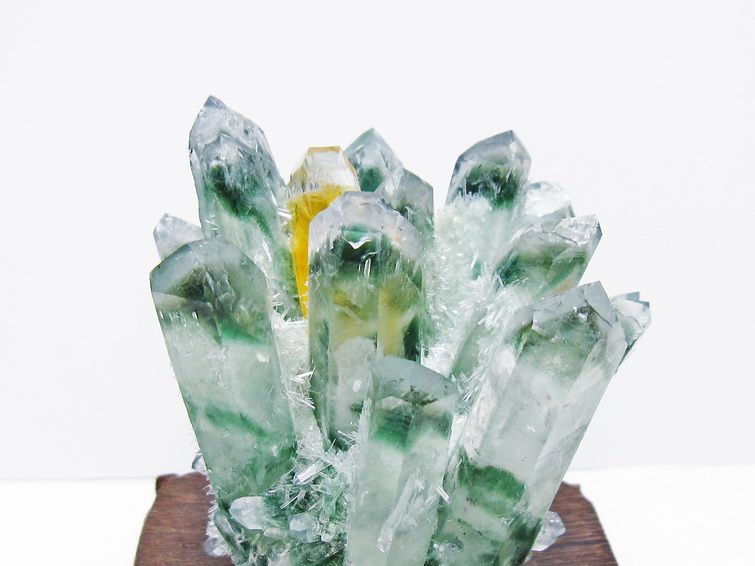 緑水晶 クラスター 原石 台座付属 一点物 182-7484