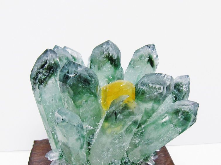 緑水晶 クラスター 原石 台座付属 一点物 182-7485