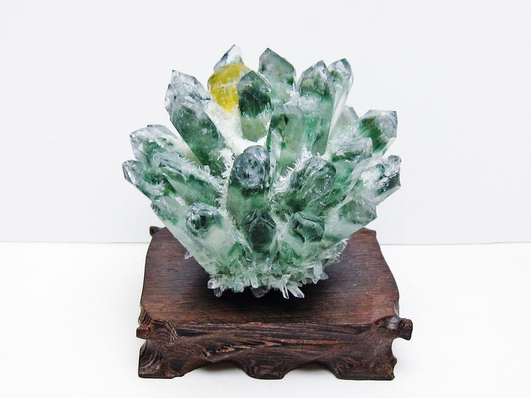 緑水晶 クラスター 原石 台座付属 一点物 182-7488