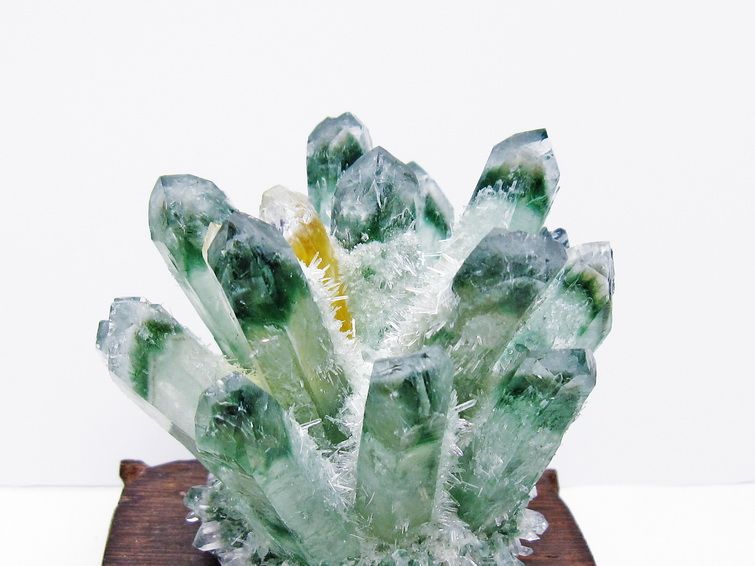 緑水晶 クラスター 原石 台座付属 一点物 182-7493