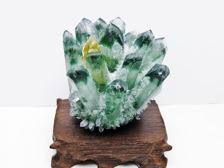 緑水晶 クラスター 原石 台座付属 一点物 182-7495