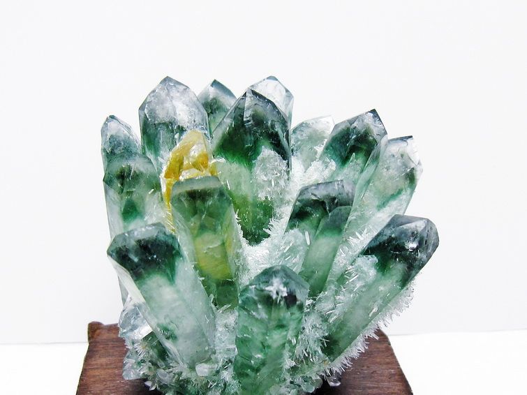 緑水晶 クラスター 原石 台座付属 一点物 182-7495