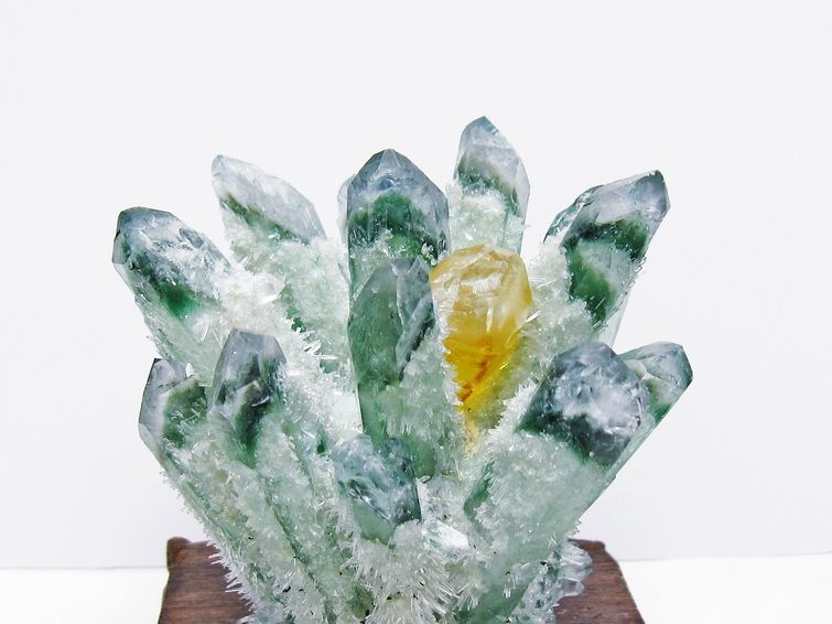 緑水晶 クラスター 原石 台座付属 一点物  182-7496