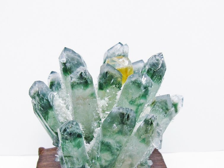 緑水晶 クラスター 原石 台座付属 一点物  182-7497