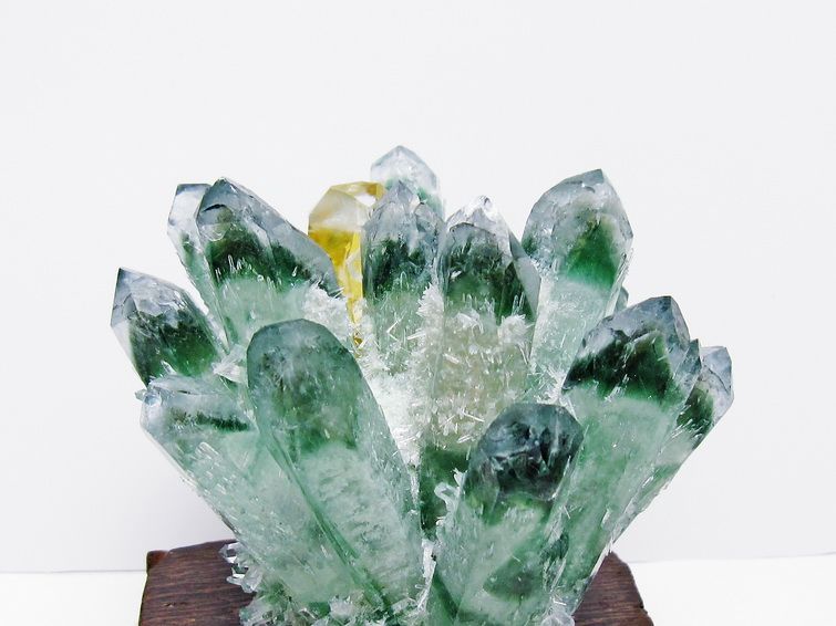 緑水晶 クラスター 原石 台座付属 一点物  182-7498