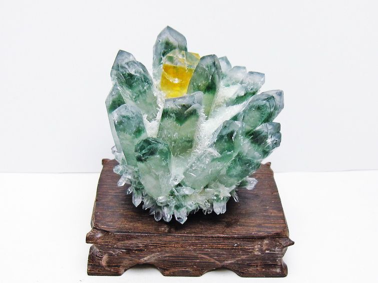 緑水晶 クラスター 原石 台座付属 一点物 182-7500