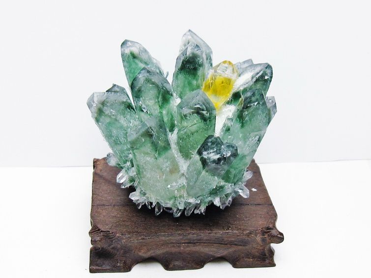 緑水晶 クラスター 原石 台座付属 一点物  182-7504