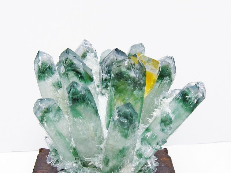 緑水晶 クラスター 原石 台座付属 一点物  182-7505