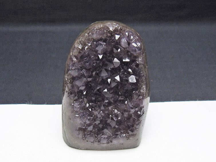 アメジスト クラスター 原石 ウルグアイ産 amethyst 一点物 182-7565