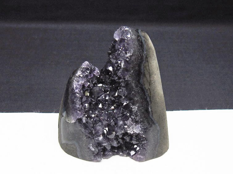 アメジスト クラスター 原石 ウルグアイ産 amethyst 一点物 182-7572