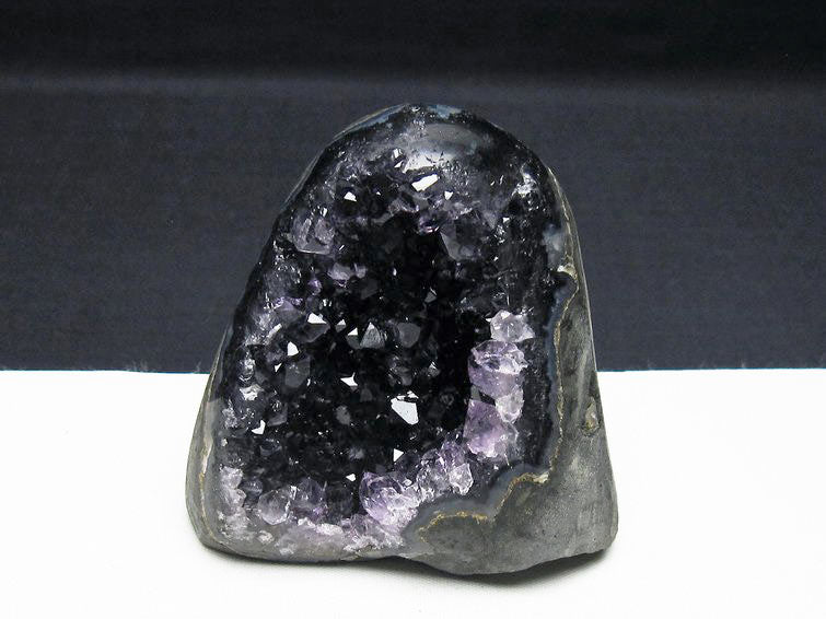 アメジスト クラスター 原石 ウルグアイ産 amethyst 一点物 182-7577