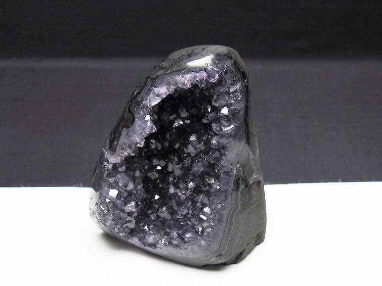 アメジスト クラスター 原石 ウルグアイ産 amethyst 一点物 182-7580