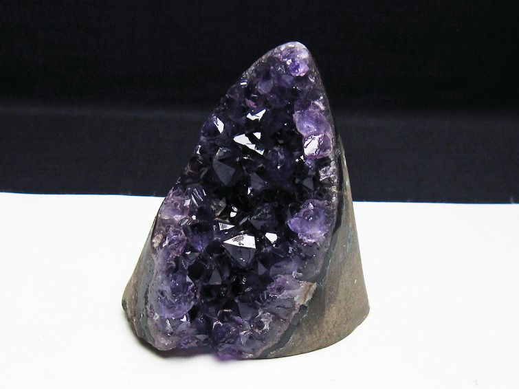 アメジスト クラスター 原石 ウルグアイ産 amethyst 一点物 182-7602