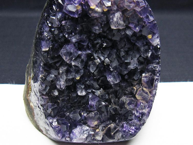 アメジスト クラスター 原石 ウルグアイ産 amethyst 一点物 182-7611