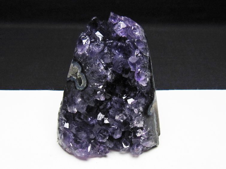 アメジスト クラスター 原石 ウルグアイ産 amethyst 一点物 182-7612