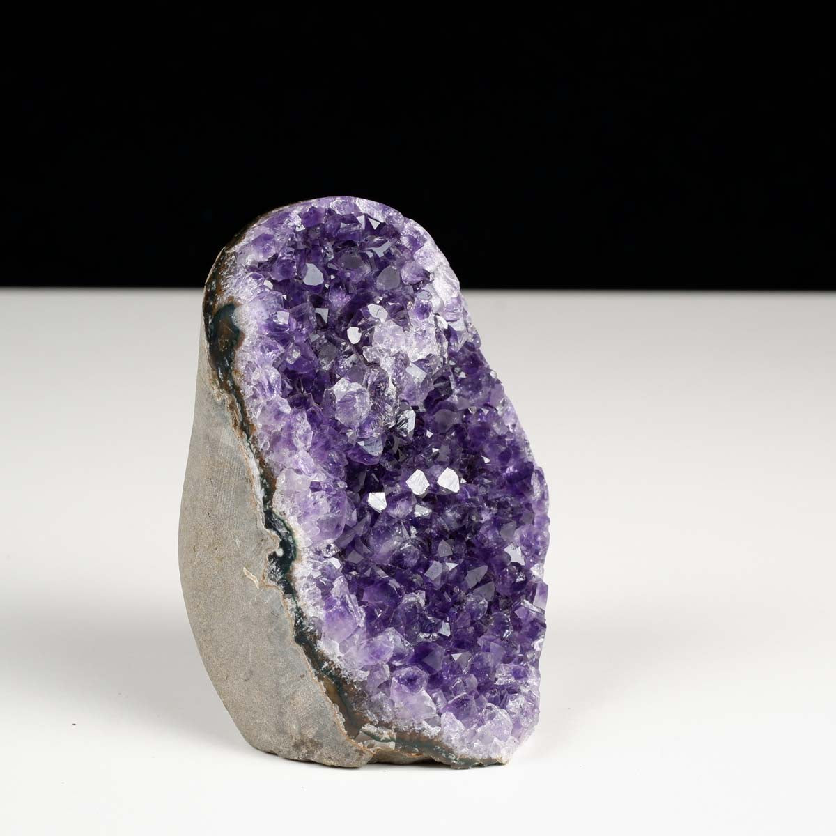 アメジスト クラスター 原石 ウルグアイ産 amethyst 一点物 182-7614