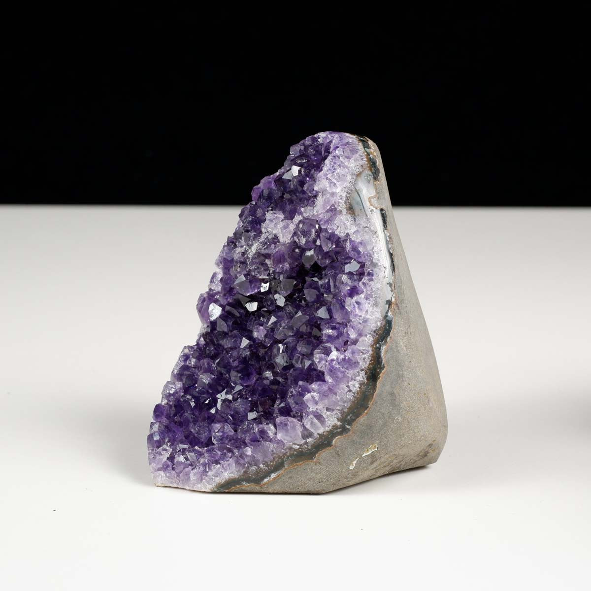 アメジスト クラスター 原石 ウルグアイ産 amethyst 一点物 182-7614