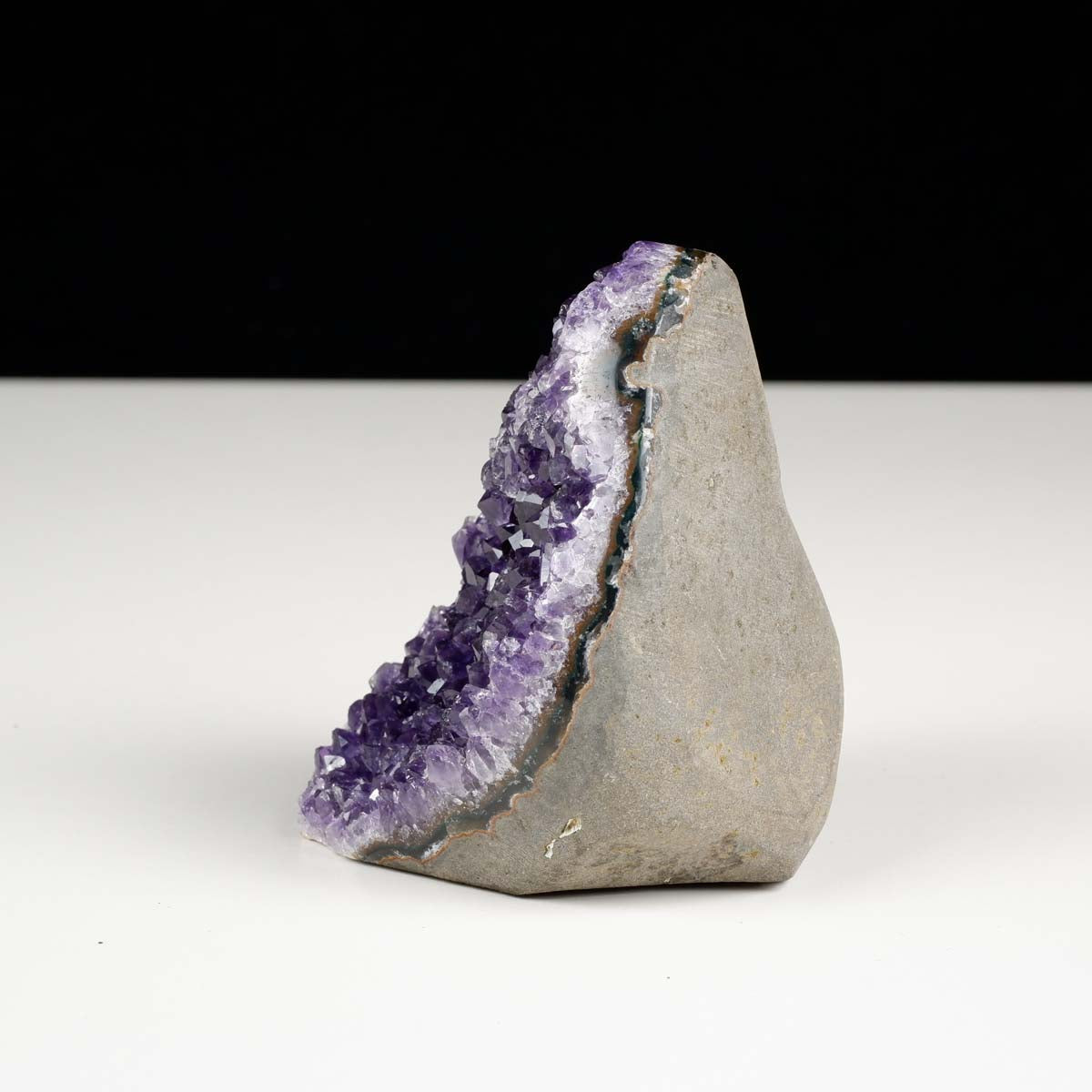 アメジスト クラスター 原石 ウルグアイ産 amethyst 一点物 182-7614