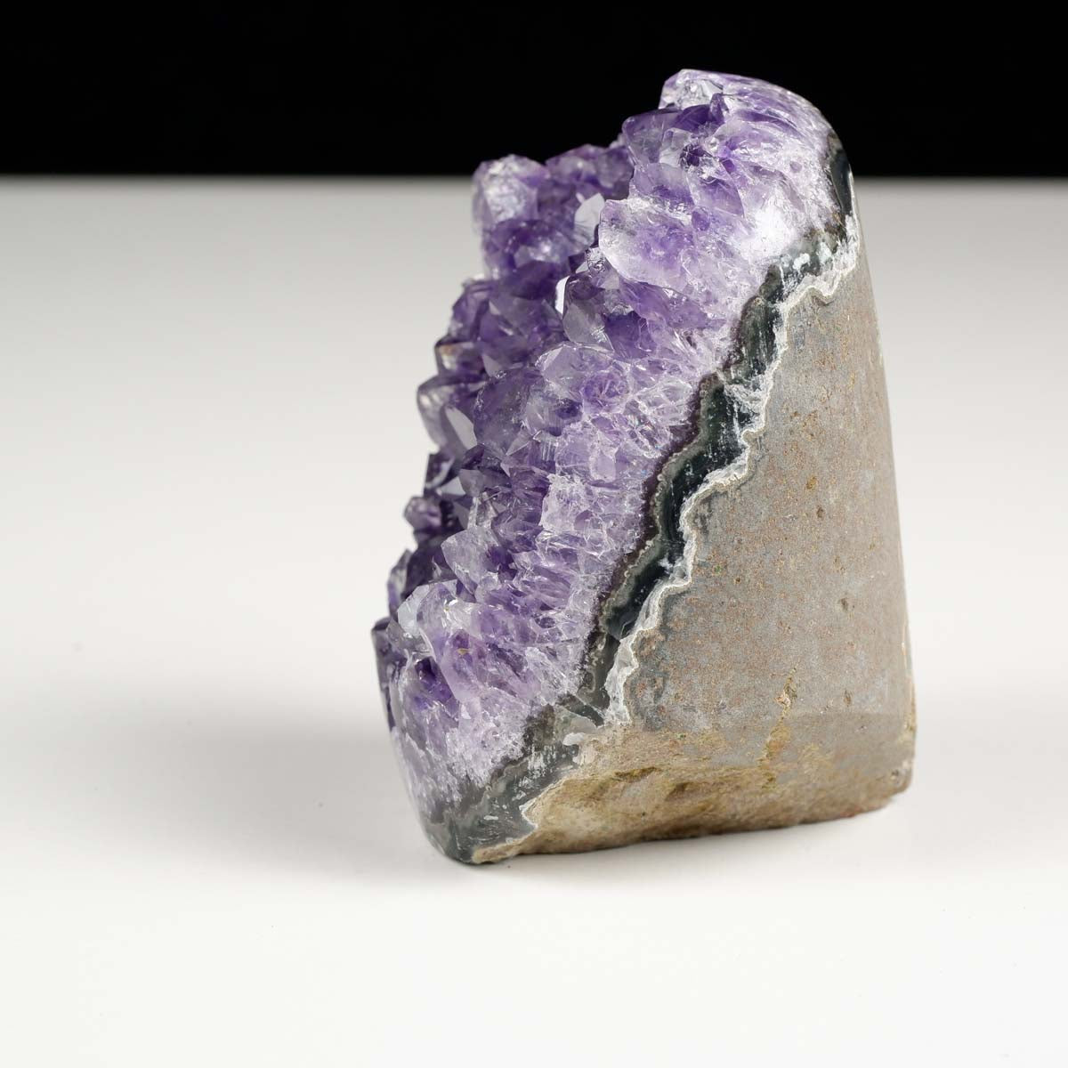 アメジスト クラスター 原石 ウルグアイ産 amethyst 一点物 182-7626