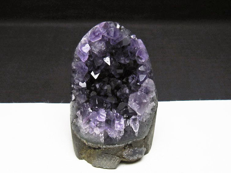 アメジスト クラスター 原石 ウルグアイ産 amethyst 一点物 182-7632