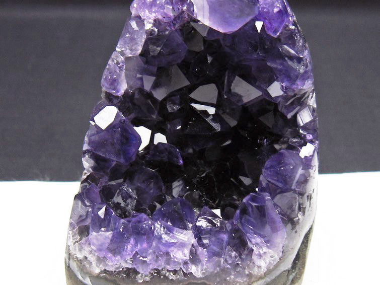 アメジスト クラスター 原石 ウルグアイ産 amethyst 一点物 182-7633