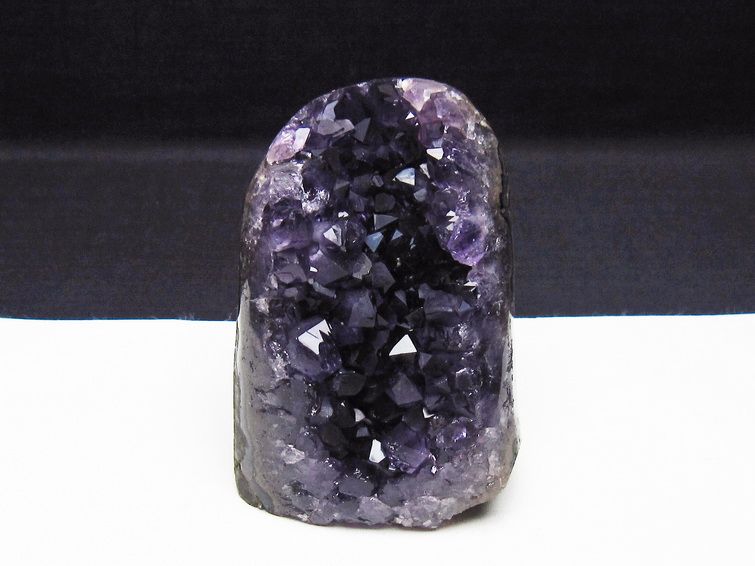 アメジスト クラスター 原石 ウルグアイ産 amethyst 一点物 182-7647