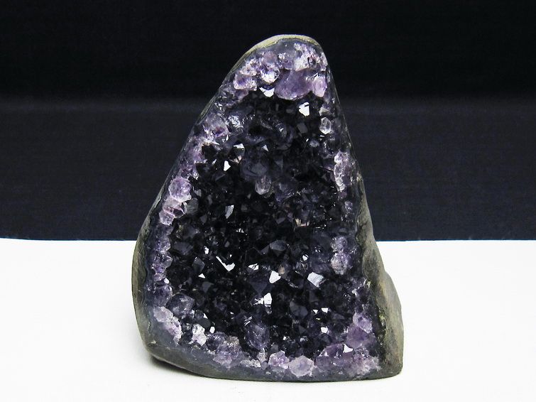 アメジスト クラスター ウルグアイ産 原石 amethyst 一点物 182-7700