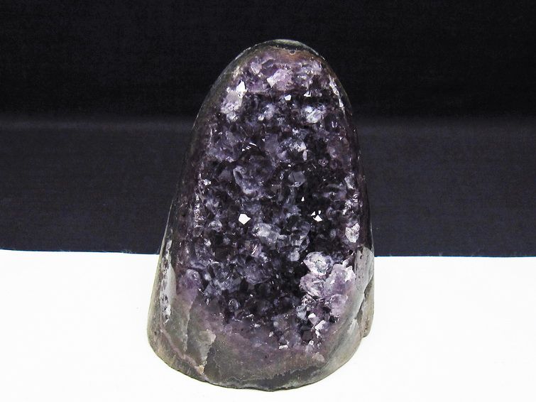 アメジスト クラスター ウルグアイ産 原石 amethyst 一点物 182-7704