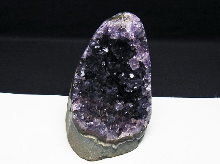 アメジスト クラスター ウルグアイ産 原石 amethyst 一点物 182-7706