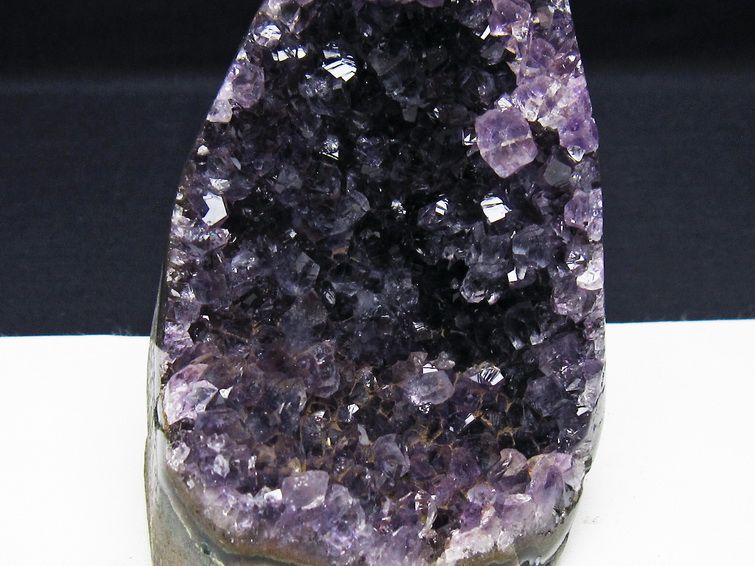 アメジスト クラスター ウルグアイ産 原石 amethyst 一点物 182-7706