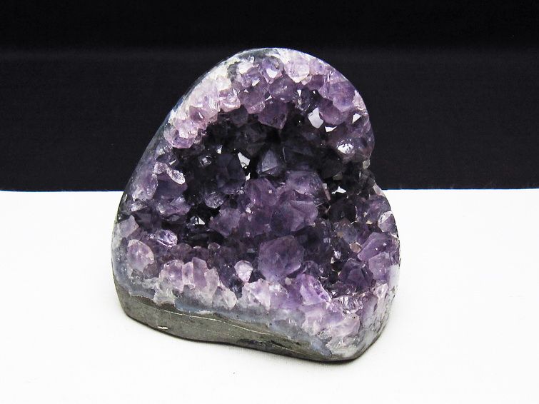 アメジスト クラスター ウルグアイ産 原石 amethyst 一点物 182-7721