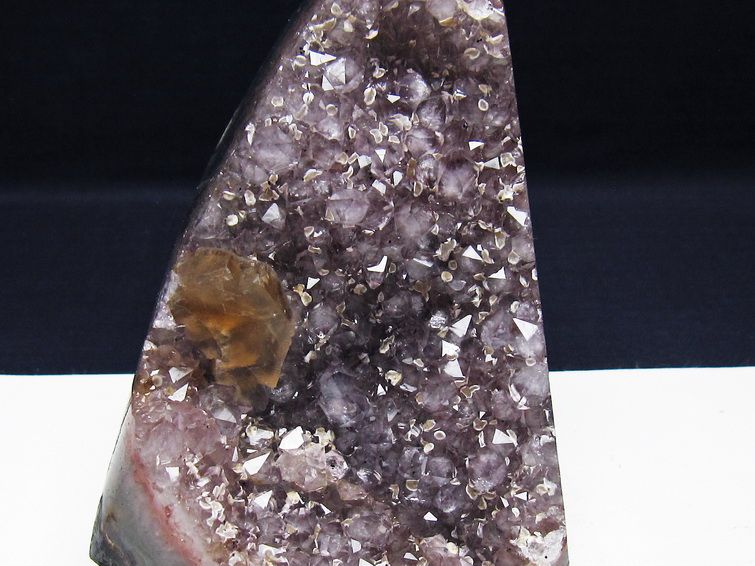 アメジスト クラスター ウルグアイ産 カルサイト付き 原石 amethyst 一点物 182-7788
