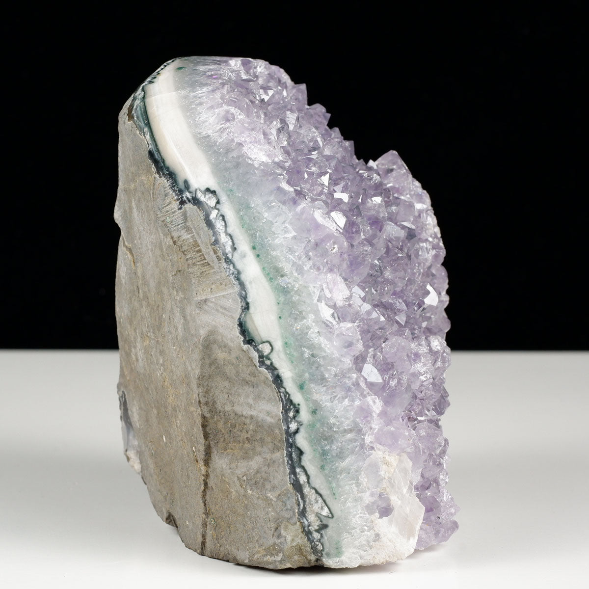 1.6Kg アメジスト クラスター ウルグアイ産 原石 amethyst 一点物 182-7791
