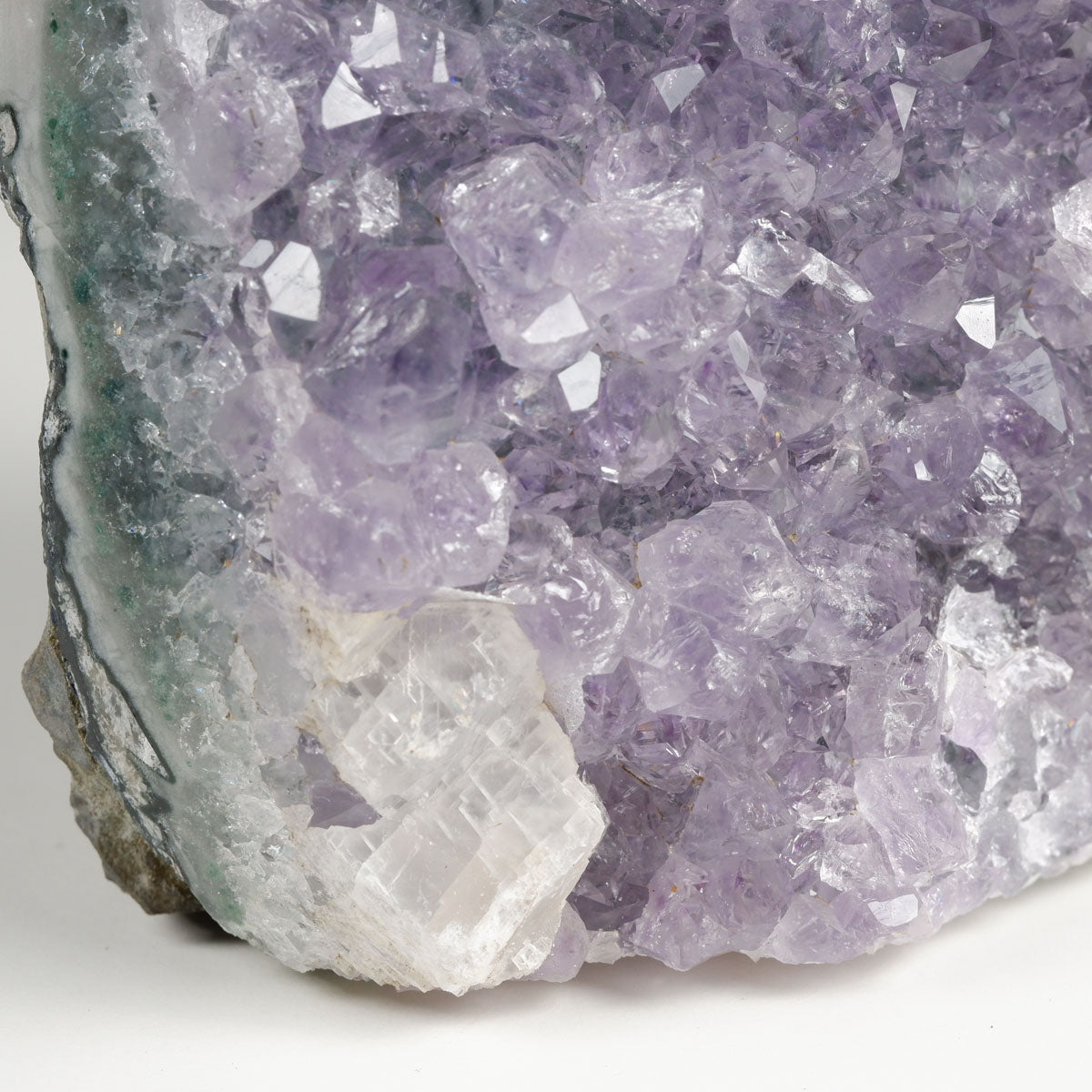 1.6Kg アメジスト クラスター ウルグアイ産 原石 amethyst 一点物 182-7791